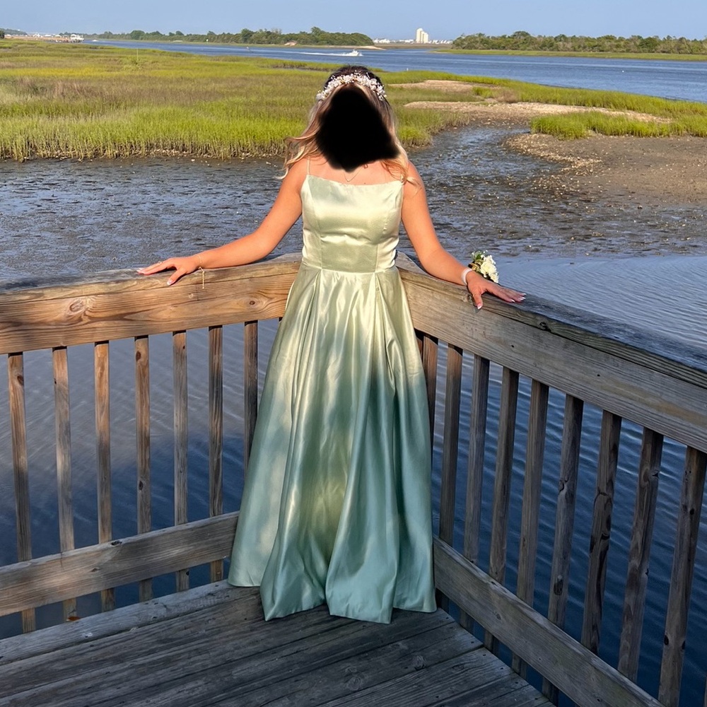 Prom dress